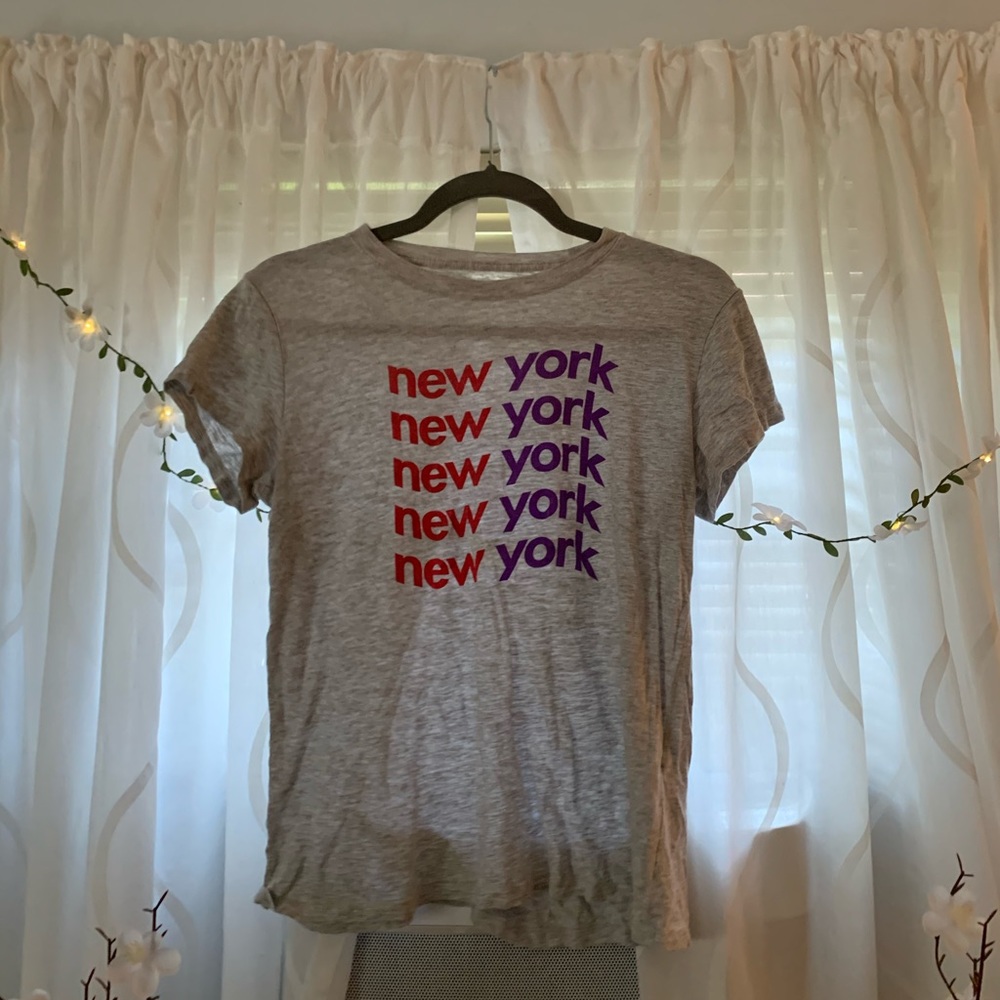 FLASH SALE ABERCROMBIE T SHIRT